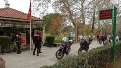 Bursa'da dehşet: Çocuk parkında arkadaşının boğazını kesti Bursa'da dehşet: Çocuk parkında arkadaşının boğazını kesti