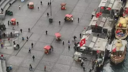 Eminönü ve çevresindeki yoğunluk havadan görüntülendi Eminönü ve çevresindeki yoğunluk havadan görüntülendi