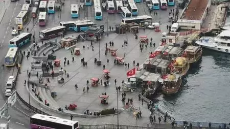 Eminönü ve çevresindeki yoğunluk havadan görüntülendi Eminönü ve çevresindeki yoğunluk havadan görüntülendi