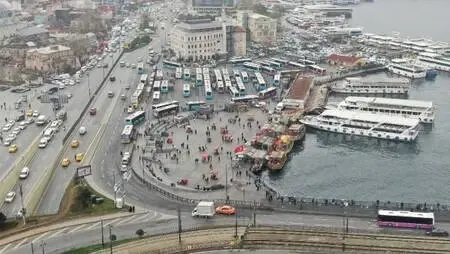 Eminönü ve çevresindeki yoğunluk havadan görüntülendi Eminönü ve çevresindeki yoğunluk havadan görüntülendi