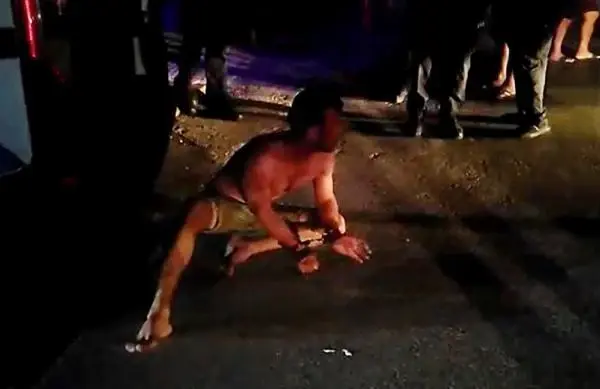 Eşinin öldüresiye dövdüğü kadının komşuları: Bu ilk kez değil Eşinin öldüresiye dövdüğü kadının komşuları: Bu ilk kez değil