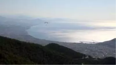 Eski Bakan Tüzmen, formunu koruyor Eski Bakan Tüzmen, formunu koruyor