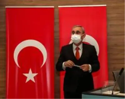 Kütahya Belediyesi'ne alınan 12 işçi için noter huzurunda kura Kütahya Belediyesi'ne alınan 12 işçi için noter huzurunda kura