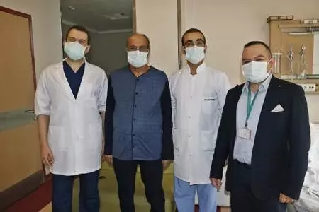 Mardin'de ilk defa laparoskopik yöntemle kalın bağırsak ameliyatı gerçekleştirildi Mardin'de ilk defa laparoskopik yöntemle kalın bağırsak ameliyatı gerçekleştirildi