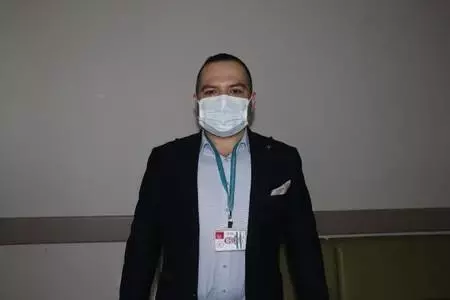 Mardin'de ilk defa laparoskopik yöntemle kalın bağırsak ameliyatı gerçekleştirildi Mardin'de ilk defa laparoskopik yöntemle kalın bağırsak ameliyatı gerçekleştirildi