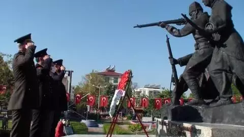 Milli Mücadele'de ilk kurşunun atılışının 102. yıl dönümü kutlandı Milli Mücadele'de ilk kurşunun atılışının 102. yıl dönümü kutlandı
