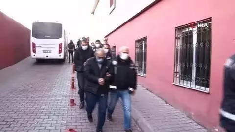 Paravan şirket kurup vatandaşları dolandıran suç örgütü çökertildi Paravan şirket kurup vatandaşları dolandıran suç örgütü çökertildi