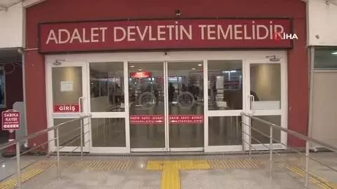 Sahte para ile alışveriş yapan 2 dolandırıcı Kocaeli'de yakalandı Sahte para ile alışveriş yapan 2 dolandırıcı Kocaeli'de yakalandı