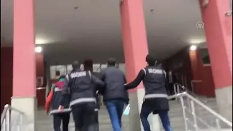Sahte para operasyonunda gözaltına alınan 2 kişi tutuklandı Sahte para operasyonunda gözaltına alınan 2 kişi tutuklandı