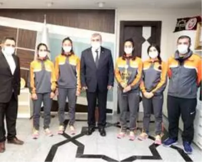 Şanlıurfa'da atletizm sevinci Şanlıurfa'da atletizm sevinci