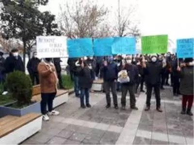 Sarıyer Belediyesi işçilerinden toplu sözleşme protestosu Sarıyer Belediyesi işçilerinden toplu sözleşme protestosu