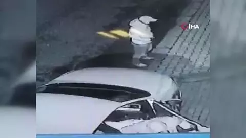 Kırklareli'nde film gibi soygun kamerada...İçi para dolu kasayı el arabası ile çaldılar