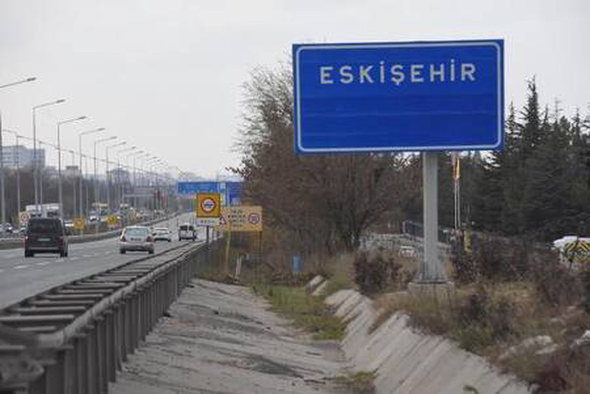 Değişimi çok masraflıydı! Şehir tabelalarında artık nüfus ve rakım yer almayacak