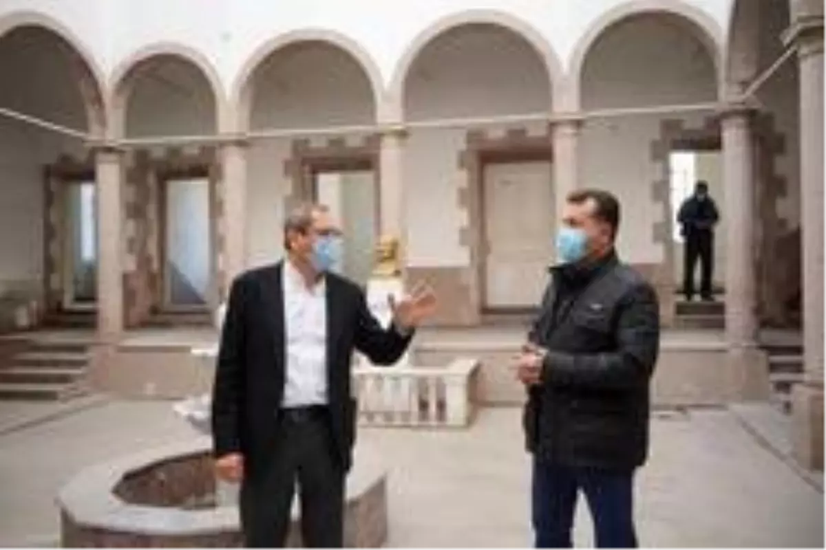 Balıkesir Büyükşehir Belediye Başkanı Yılmaz, Ayvalık'taki çalışmaları inceledi