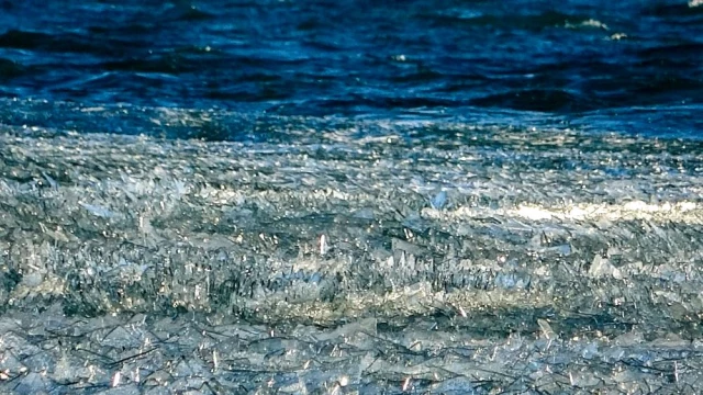 Son dakika haberi | Çıldır Gölü'nde kutupları aratmayan görüntüler