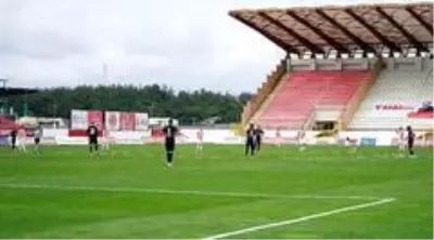 TFF 1. Lig: Ümraniyespor: 1 Adanaspor: 0