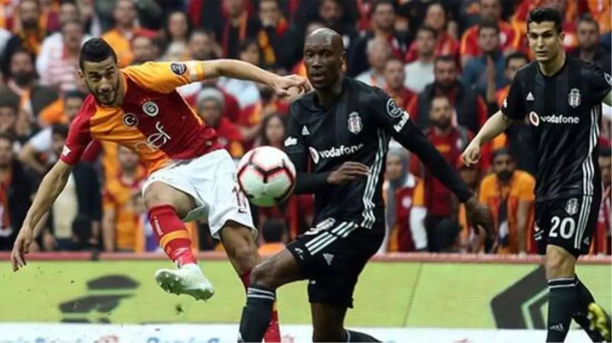 Beşiktaş-Galatasaray derbisi 17 Ocak Pazar saat 19.00'da oynanacak