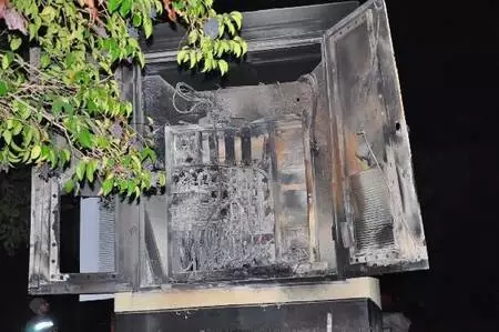 Manisa'da trafo patladı, mahalle elektriksiz kaldı
