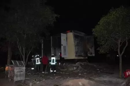 Manisa'da trafo patladı, mahalle elektriksiz kaldı