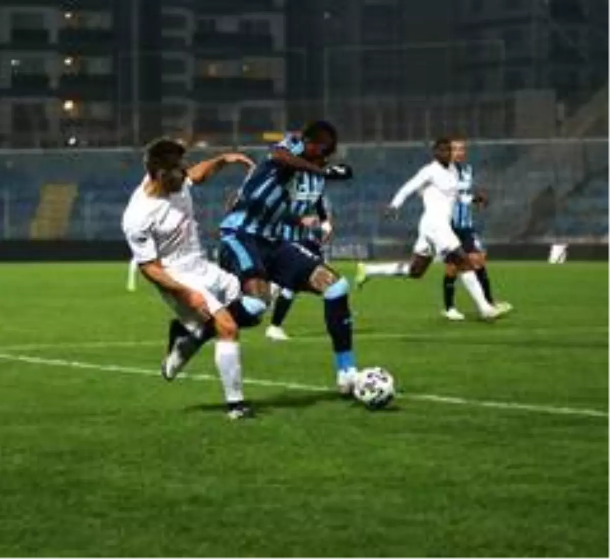 TFF 1. Lig: Adana Demirspor: 3 Tuzlaspor: 0 (İlk yarı sonucu)