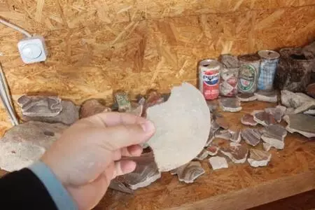 Ünye Kalesi'nin dehlizlerinde sikke, çömlek ve gülleler bulundu