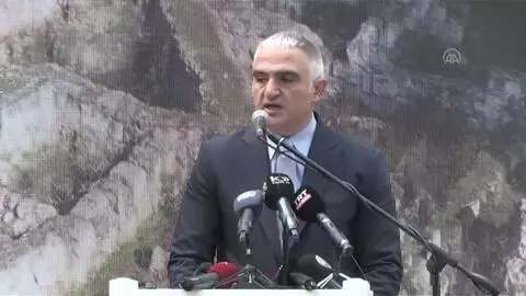 Bakan Ersoy, Tarsus Müzesi açılışına katıldı (2) Bakan Ersoy, Tarsus Müzesi açılışına katıldı (2)