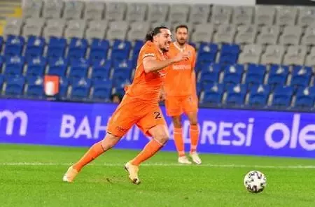 Başakşehir'in tek düşüncesi galibiyet Başakşehir'in tek düşüncesi galibiyet