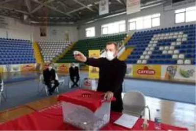 - ÇAYKUR'da 61 Engelli 39 Eski Hükümlü kura ile işe alındı - ÇAYKUR'da 61 Engelli 39 Eski Hükümlü kura ile işe alındı