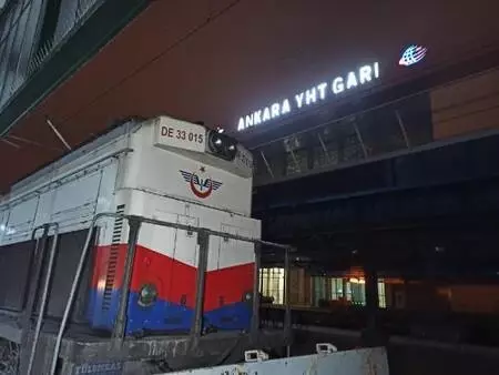 Çin'e gidecek ikinci ihracat treni Ankara'da geçişini tamamladı Çin'e gidecek ikinci ihracat treni Ankara'da geçişini tamamladı