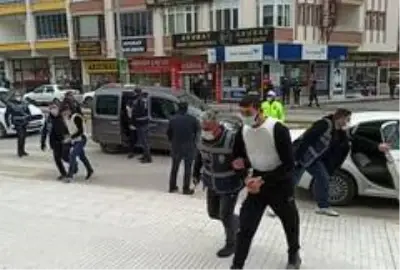 Çorum'daki cinayette şüpheliler adliyede Çorum'daki cinayette şüpheliler adliyede