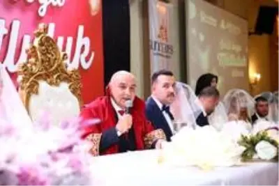 Keçiören Belediyesi'nden 4 bin 908 çiftle 'evet' rekoru Keçiören Belediyesi'nden 4 bin 908 çiftle 'evet' rekoru