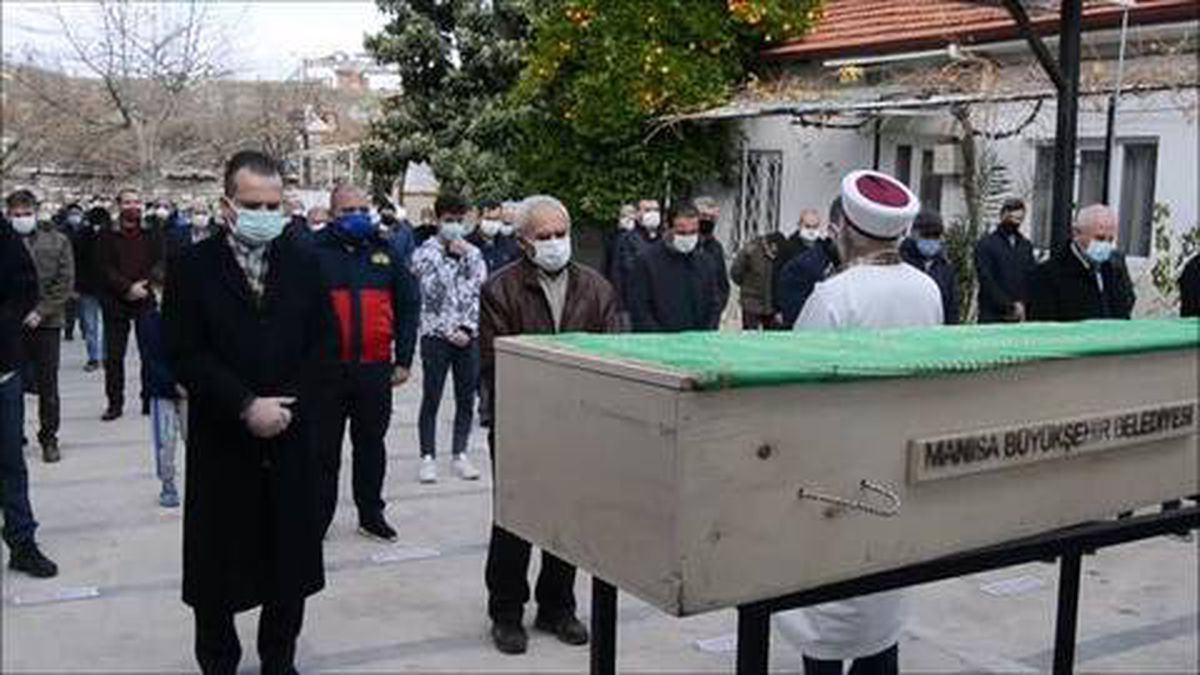 Kıbrıs gazisi son yolculuğuna uğurlandı