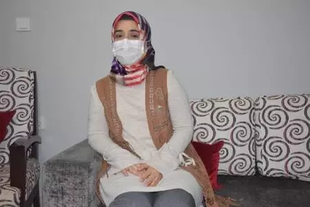 Son dakika haberleri: Koronavirüse 7 ayda 2 kez yakalanan hemşireden kurallara uyun çağrısı Son dakika haberleri: Koronavirüse 7 ayda 2 kez yakalanan hemşireden kurallara uyun çağrısı