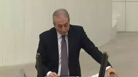 Libya'ya asker gönderilmesinin 18 ay daha uzatılmasına ilişkin tezkere - Mehmet Mehdi Eker Libya'ya asker gönderilmesinin 18 ay daha uzatılmasına ilişkin tezkere - Mehmet Mehdi Eker
