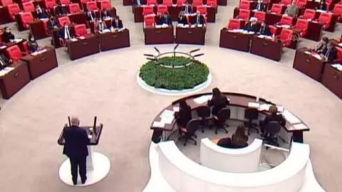 Son dakika haber: Libya'ya asker gönderilmesinin 18 ay daha uzatılmasına ilişkin tezkere - Ahmet Kamil Erozan Son dakika haber: Libya'ya asker gönderilmesinin 18 ay daha uzatılmasına ilişkin tezkere - Ahmet Kamil Erozan