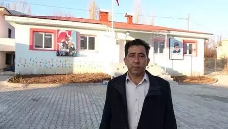 Mahallesine gençlik merkezi kurdu; adını Eren Bülbül koydu Mahallesine gençlik merkezi kurdu; adını Eren Bülbül koydu