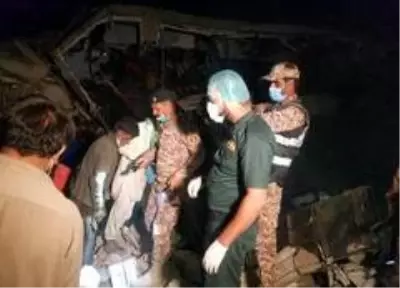 Pakistan'da fabrikada patlama: 8 ölü, 31 yaralı