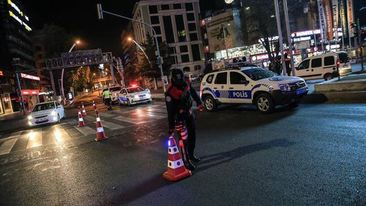 Sokağa çıkma yasağı ne zaman, hafta içi saat kaçtan kaça kadar yasak var? Bugün sokağa çıkma yasağı var mı?