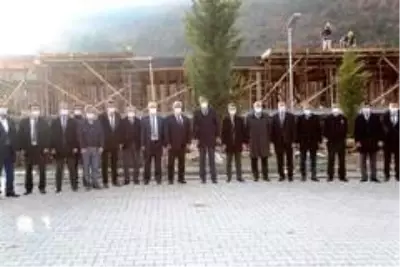 Vali Çelik, Hisarcık'ta yatırımları yerinde inceledi Vali Çelik, Hisarcık'ta yatırımları yerinde inceledi