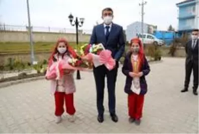 Vali Çelik'in Hisarcık ziyareti Vali Çelik'in Hisarcık ziyareti