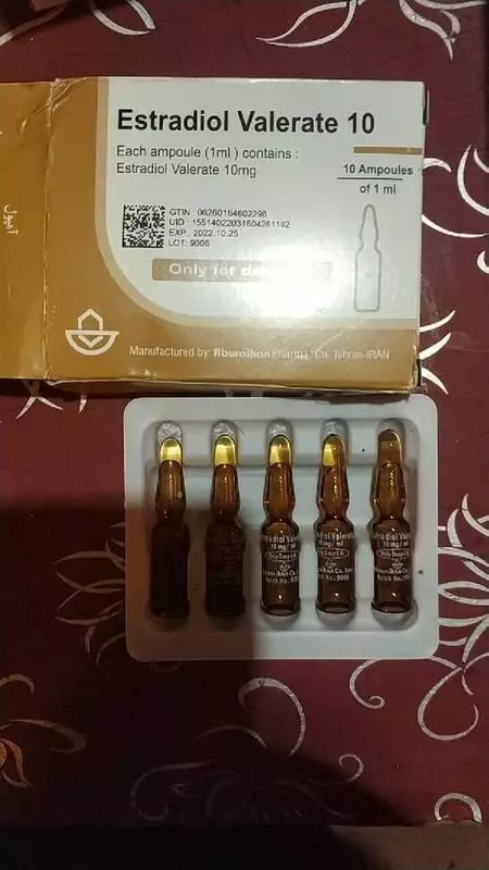 Yolcunun valizinde 12 bin uyuşturucu hap ele geçirildi Yolcunun valizinde 12 bin uyuşturucu hap ele geçirildi