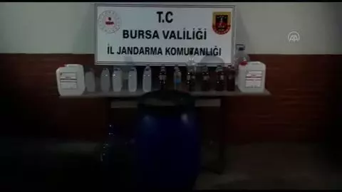 123 litre sahte içki ele geçirildi 123 litre sahte içki ele geçirildi