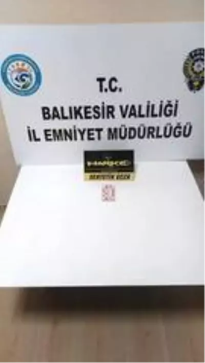 Son dakika haberleri! Balıkesir'de polisten 11 kişiye uyuşturucu operasyonu Son dakika haberleri! Balıkesir'de polisten 11 kişiye uyuşturucu operasyonu
