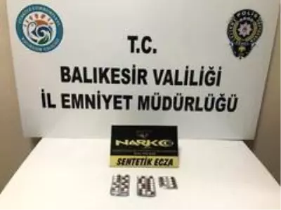 Son dakika haberleri! Balıkesir'de polisten 11 kişiye uyuşturucu operasyonu Son dakika haberleri! Balıkesir'de polisten 11 kişiye uyuşturucu operasyonu