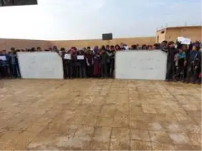 Deyrizor'daki öğretmenler YPG/PKK'nın öğretmenleri kaçırmasını protesto etti