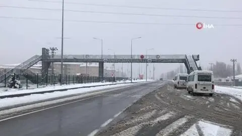 Kar uyarısı yapılan Iğdır, beyaz gelinliğini giydi Kar uyarısı yapılan Iğdır, beyaz gelinliğini giydi