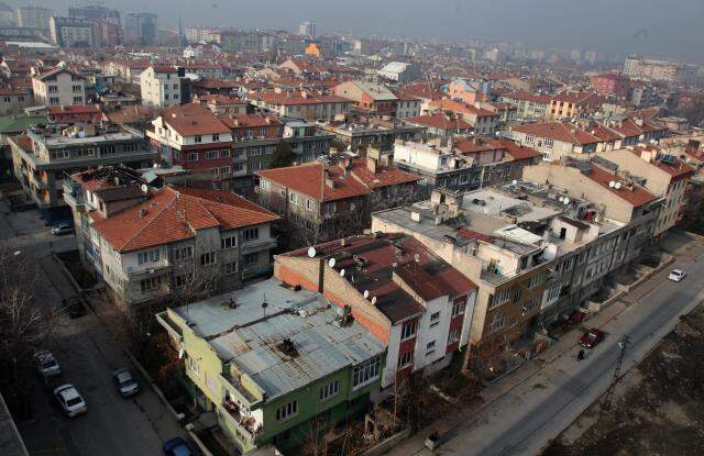 Kayseri'de Sahabiye Mahallesi'nde son 2,5 ayda 50 kişi koronavirüsten öldü! Muhtar duruma isyan etti