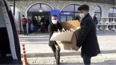 Kemalpaşa'da Covid-19 hastalarına sıcak yemek