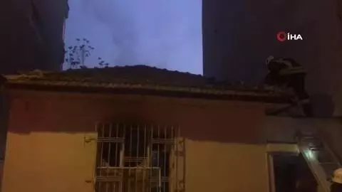 Son dakika haberleri: Müstakil ev alevlere teslim oldu