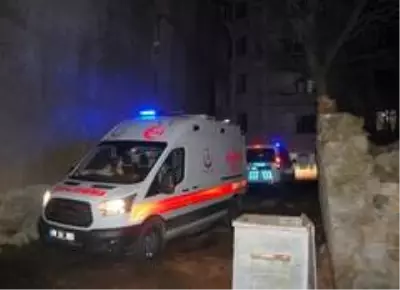 Damat dehşeti! Eşiyle görüşmek için gittiği evde kayınpederi ile kayınvalidesini darbetti Damat dehşeti! Eşiyle görüşmek için gittiği evde kayınpederi ile kayınvalidesini darbetti